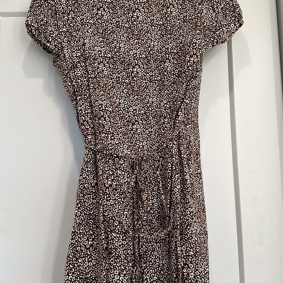 Urban Outfitters Romper - Picture 3 of 3